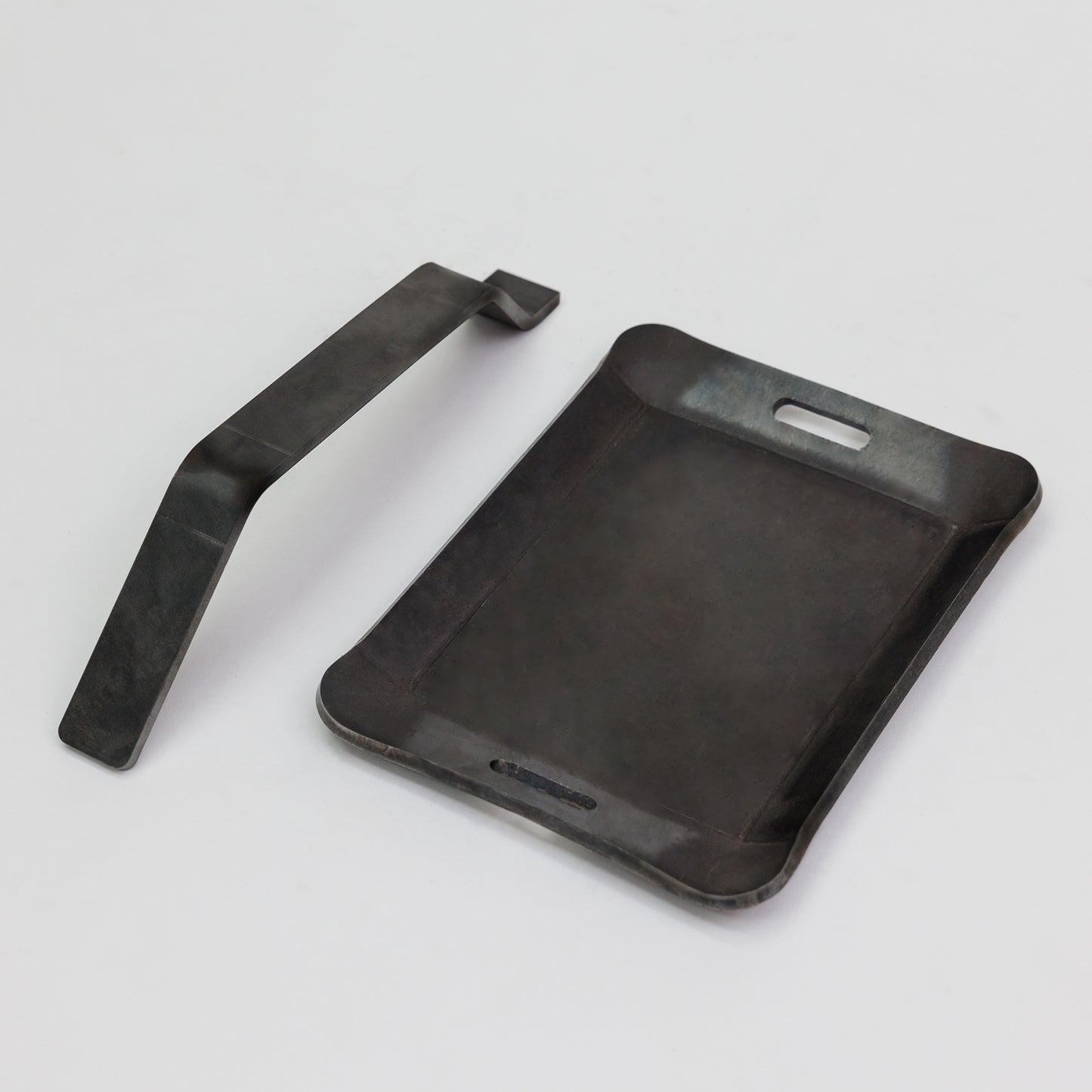 KREAS（クレアス）